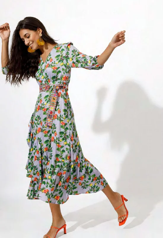 Oversized Women Sweater for a Cozy and Fashionable LookEmily Lovelock Lilac Floral Midi Dress