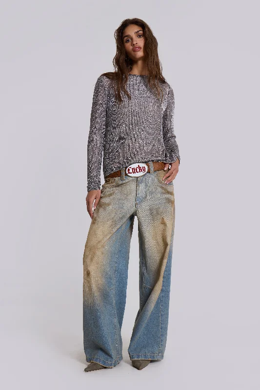 Distressed women jeans for a trendy and edgy lookMud Wash Colossus Jeans